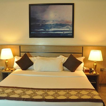 Moz One Executive Guest Rooms Agadez Mobushipe Екстериор снимка